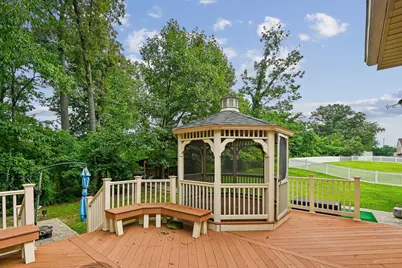 10814 Cherry Blossom Court, Hyattsville, MD 20783 - Photo 18