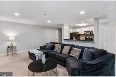 9720 Lake Pointe Court #204, Upper Marlboro, MD 20774 - Photo 8