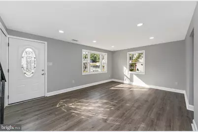 7702 Burnside Road, Landover, MD 20785 - Photo 6