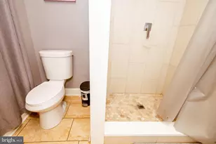 4413 Lakeview Dr, Temple Hills, MD 20748 - Photo 34