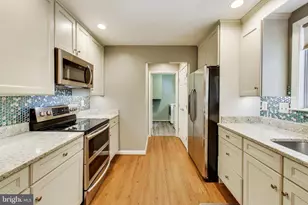 2012 Bermondsey Dr, Bowie, MD 20721 - Photo 16