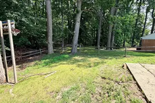 12208 Northwood Dr, Upper Marlboro, MD 20772 - Photo 24