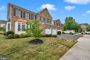 14611 Highbury Ln, Laurel, MD 20707 - Photo 2
