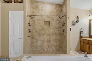 9606 Allerton Terrace, Clinton, MD 20735 - Photo 6