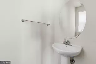 9158 Fox Stream Way, Upper Marlboro, MD 20772 - Photo 16