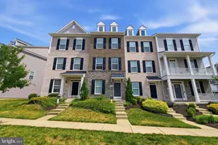 9158 Fox Stream Way, Upper Marlboro, MD 20772 - Photo 2