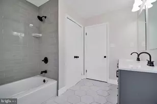 12404 Surrey Cir Dr, Fort Washington, MD 20744 - Photo 14
