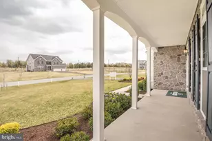 15718 Henrietta Dr, Accokeek, MD 20607 - Photo 6