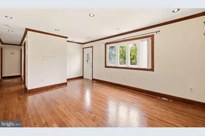 5122 Navahoe Street, College Park, MD 20740 - Photo 4