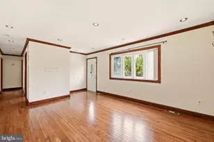 5122 Navahoe St, College Park, MD 20740 - Photo 4