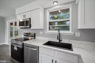 4709 Brinkley Rd, Temple Hills, MD 20748 - Photo 14