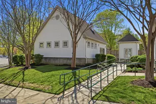 15620 Everglade Ln, Bowie, MD 20716 - Photo 38