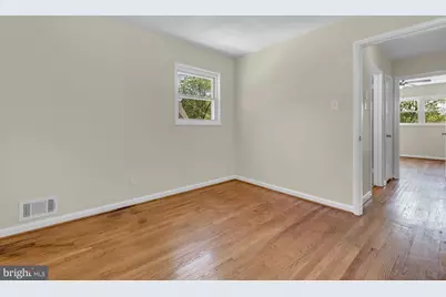 6004 Mustang Place, Riverdale, MD 20737 - Photo 16