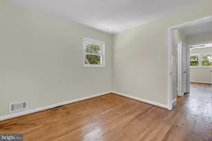 6004 Mustang Pl, Riverdale, MD 20737 - Photo 16