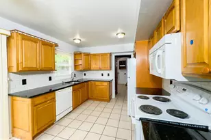 12319 Manvel Ln, Bowie, MD 20715 - Photo 16