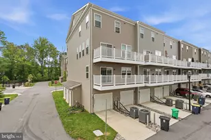10501 John Glenn St, Lanham, MD 20706 - Photo 36