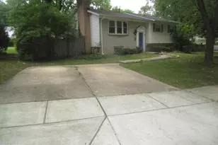 10318 Aster Ln, Hyattsville, MD 20783 - Photo 2