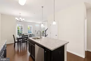 9407 Geaton Park Pl, Lanham, MD 20706 - Photo 8