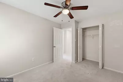 2401 W Rosecroft Village Circle, Oxon Hill, MD 20745 - Photo 18