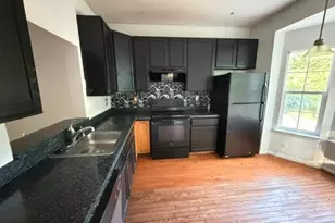 12119 Sutton Ln, Bowie, MD 20720 - Photo 2