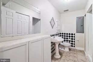 8401 Potomac Ave, College Park, MD 20740 - Photo 24