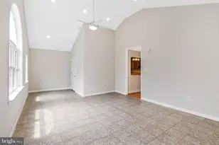8401 Potomac Ave, College Park, MD 20740 - Photo 12
