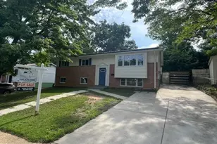 5620 Galloway Dr, Oxon Hill, MD 20745 - Photo 18