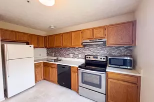 2726 Crestwick Pl, District Heights, MD 20747 - Photo 6
