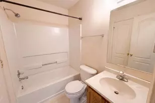 2726 Crestwick Pl, District Heights, MD 20747 - Photo 12