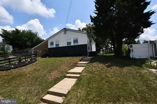 1517 Colony Rd, Oxon Hill, MD 20745 - Photo 4