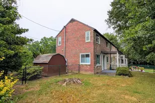 18 Ridge Rd, Greenbelt, MD 20770 - Photo 2