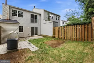 542 Peacock Dr, Landover, MD 20785 - Photo 32
