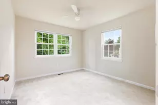 542 Peacock Dr, Landover, MD 20785 - Photo 26