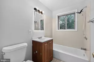 5504 Westminster Ct, Temple Hills, MD 20748 - Photo 16