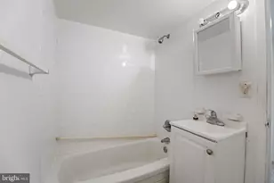 512 Wilson Bridge Dr, Oxon Hill, MD 20745 - Photo 12