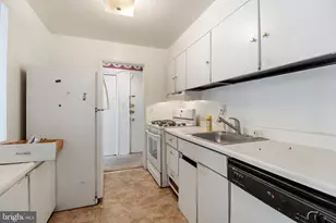 512 Wilson Bridge Dr, Oxon Hill, MD 20745 - Photo 6