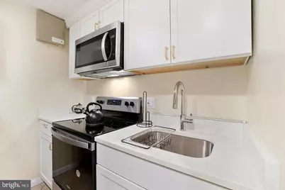 2505 Falling Brook Terrace, Hyattsville, MD 20783 - Photo 12
