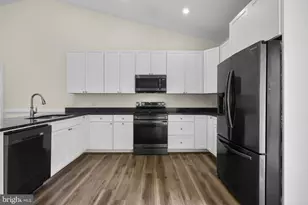 5405 Auth Rd, Suitland, MD 20746 - Photo 14