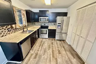 6001 Surrey Square Ln, District Heights, MD 20747 - Photo 4