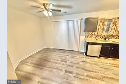 6001 Surrey Square Lane, District Heights, MD 20747 - Photo 12