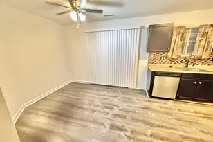 6001 Surrey Square Ln, District Heights, MD 20747 - Photo 12