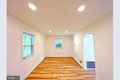 7009 Hawthorne, Landover, MD 20785 - Photo 20