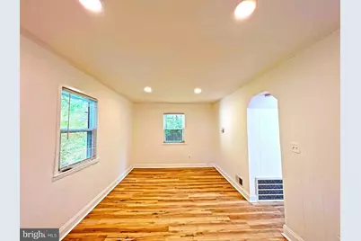 7009 Hawthorne, Landover, MD 20785 - Photo 24