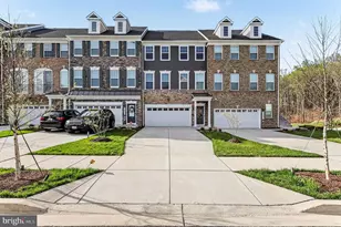 10878 Foxtrot Cir, Upper Marlboro, MD 20772 - Photo 6