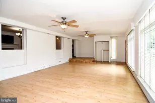 301 Loureiro Ln, Oxon Hill, MD 20745 - Photo 4
