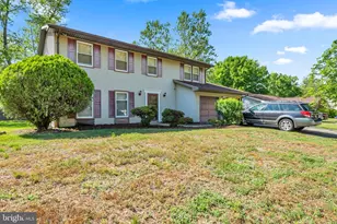 10815 Garnet Dr, Upper Marlboro, MD 20772 - Photo 2