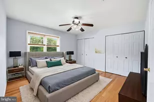 8026 Lakecrest Dr, Greenbelt, MD 20770 - Photo 6