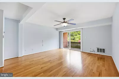8026 Lakecrest Drive, Greenbelt, MD 20770 - Photo 12
