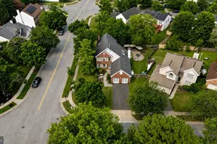 6211 Gilbralter Ln, Bowie, MD 20720 - Photo 2