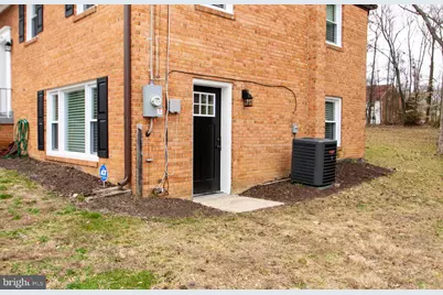 11 Arthur Drive W, Fort Washington, MD 20744 - Photo 2